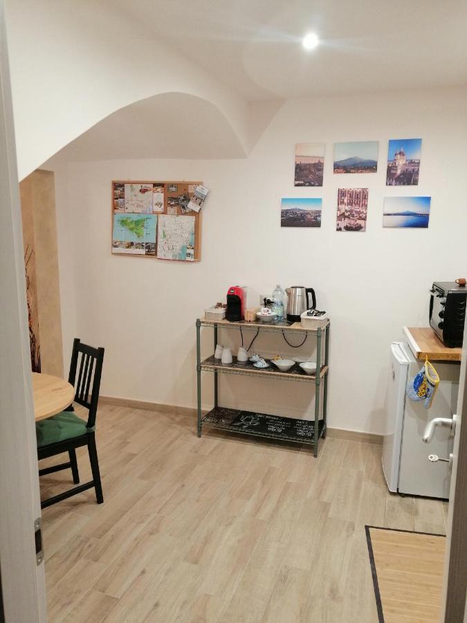 Etnacity Guest House Apartment Catánia Buitenkant foto