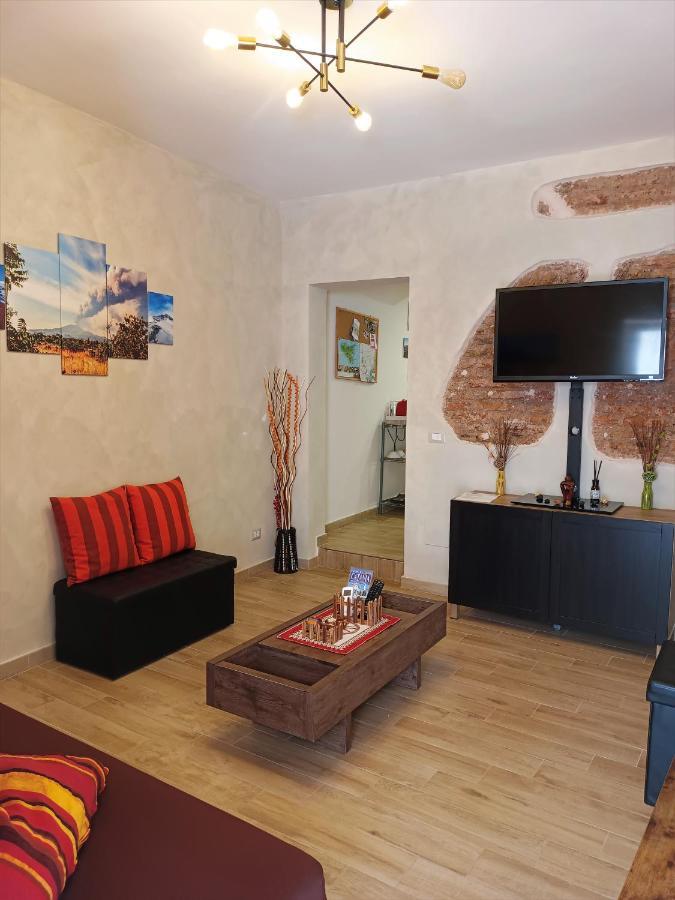 Etnacity Guest House Apartment Catánia Buitenkant foto
