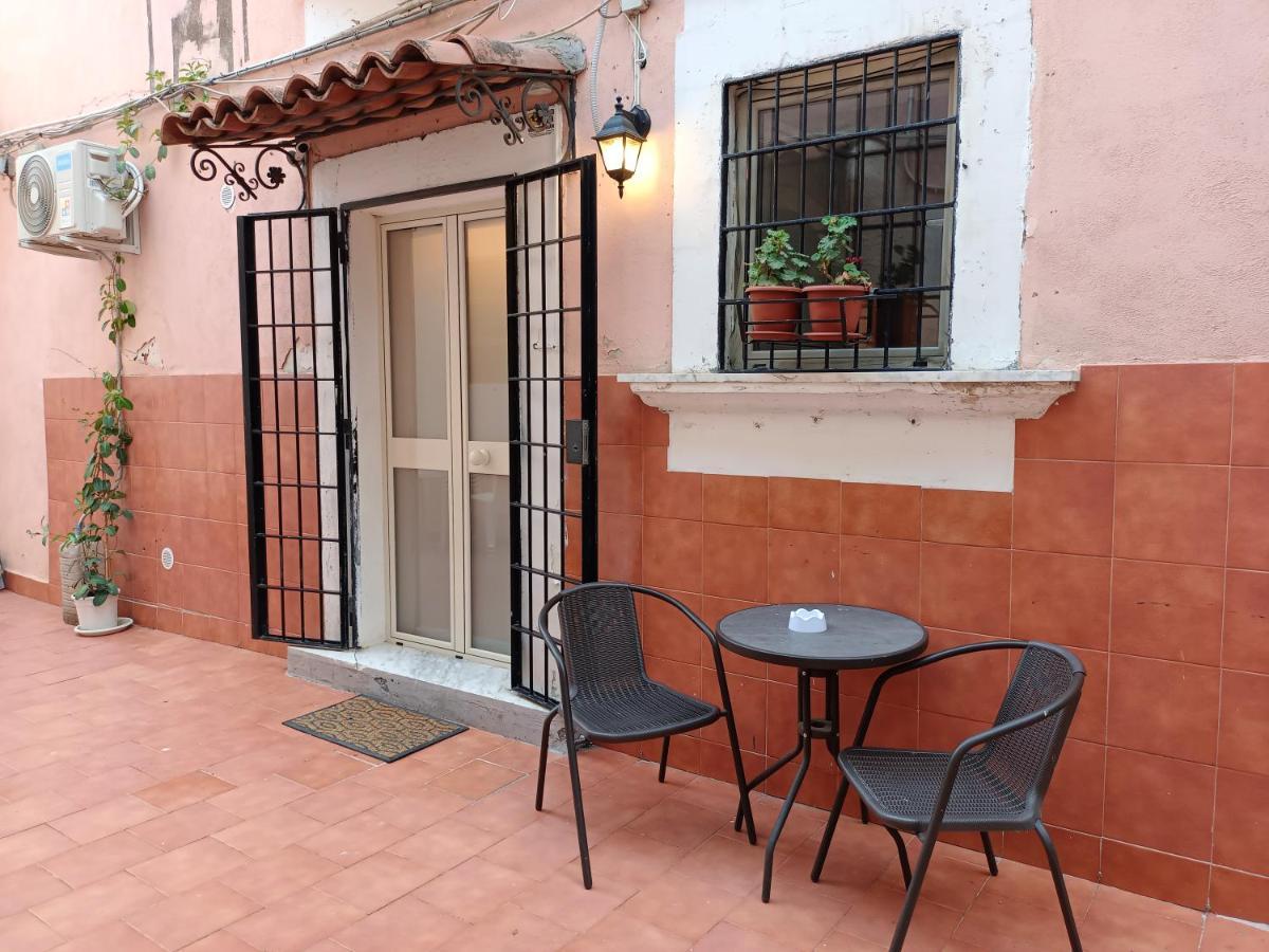 Etnacity Guest House Apartment Catánia Buitenkant foto